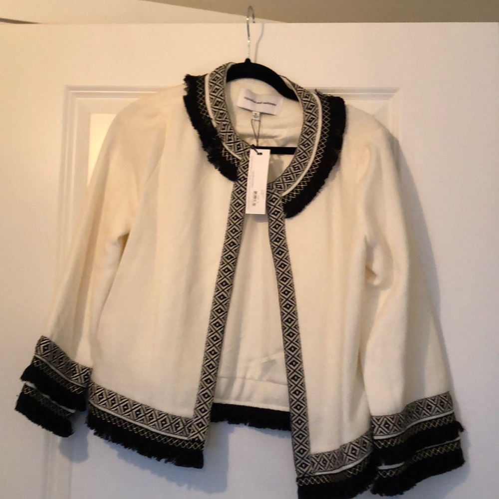 Cupcakes & Cashmere - Open blazer